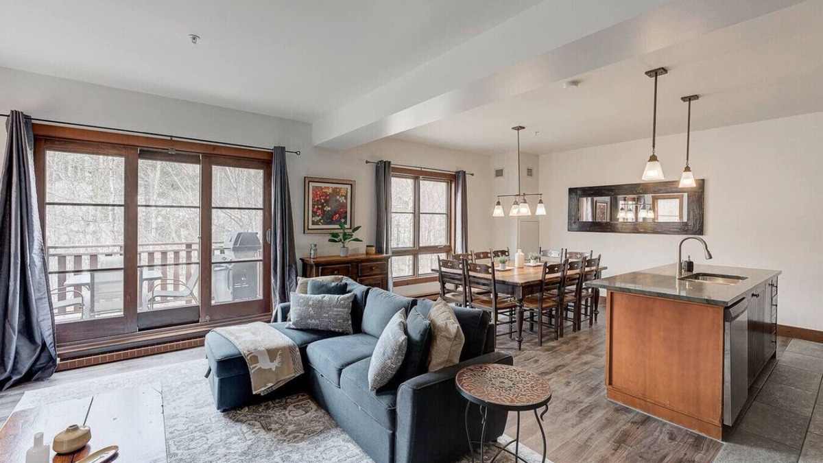 Versant Soleil Apartment | Homey 3BR Versant Soleil | Ski in/out | Pool & Spa