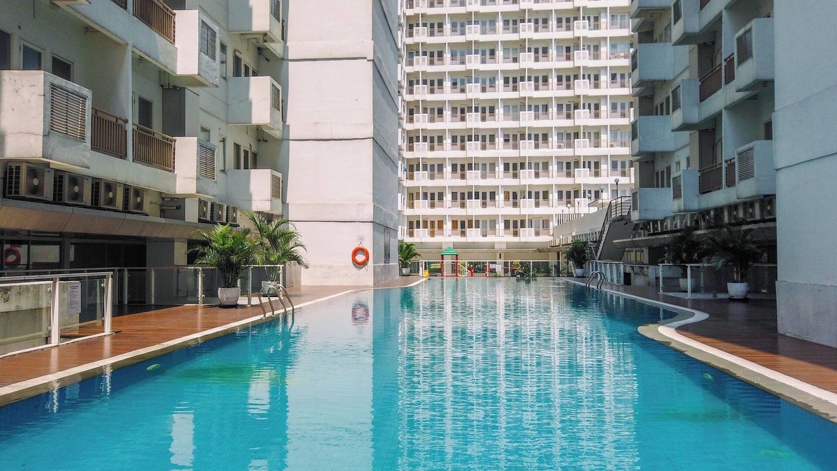 Citaringgul Apartment | Homey And Comfy 2Br Sentul Tower Apartment