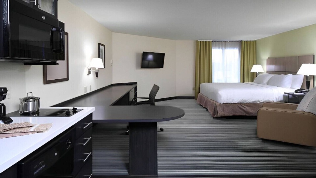 Yorkshire House | Homey and Convenient Suite! W/ BBQ Facilities