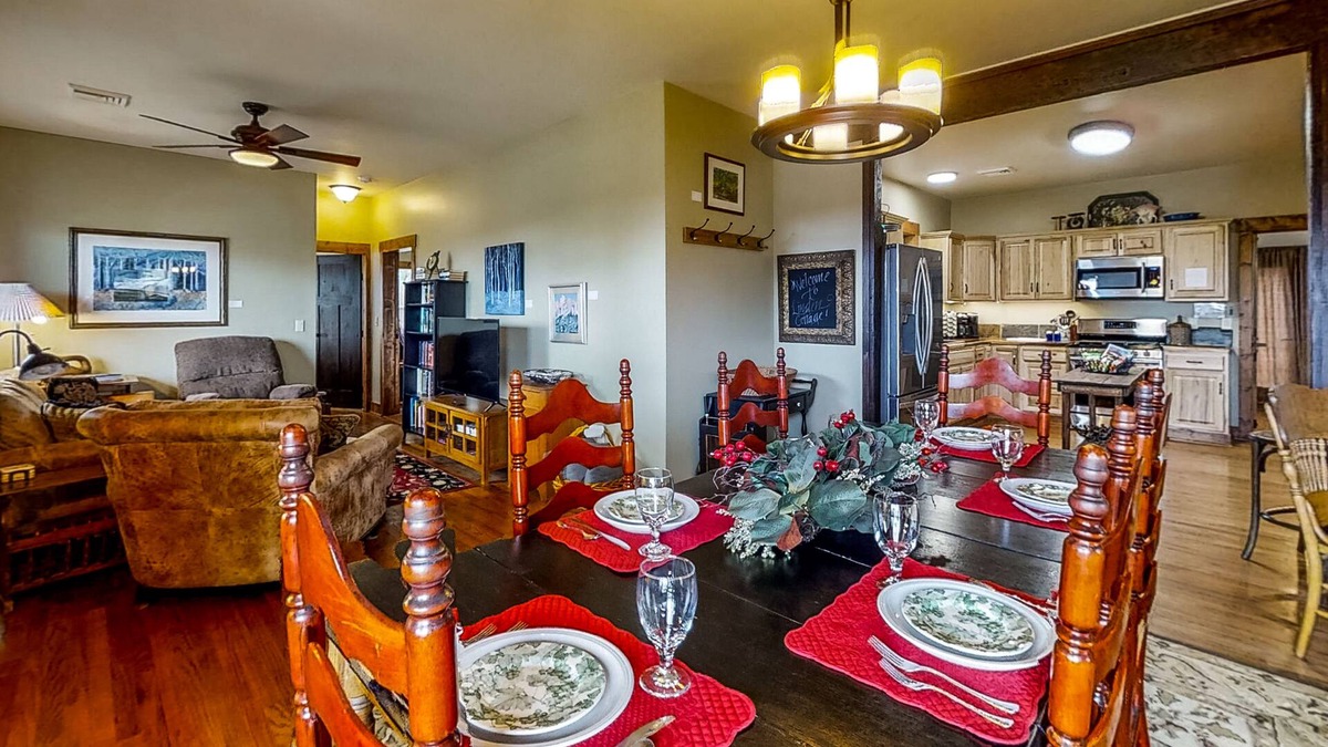 Cortez Cottage | Homey, dog-friendly cottage with big yard & updated kitchen - 1 block to Main St