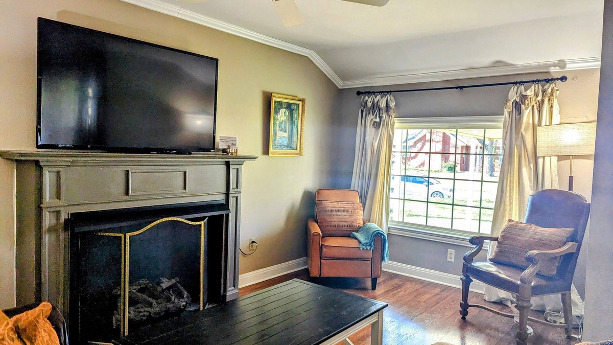 Wichita Falls House | Homey Escape Minutes From Anything You Could Need! Free WIFI!
