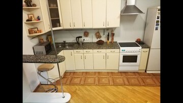 Obolon' Apartment | Homey flat near the river