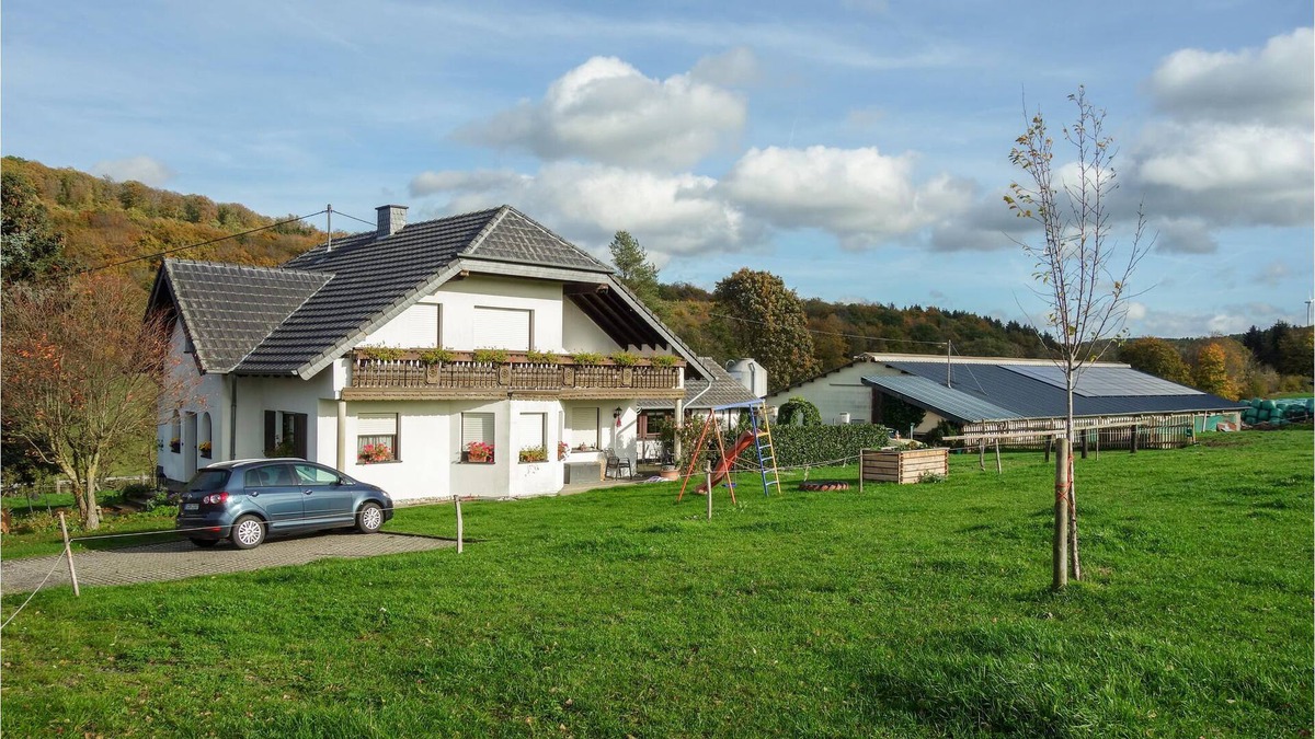 Bruck Apartment | Homey vacation apartment in quiet, rural residential area.