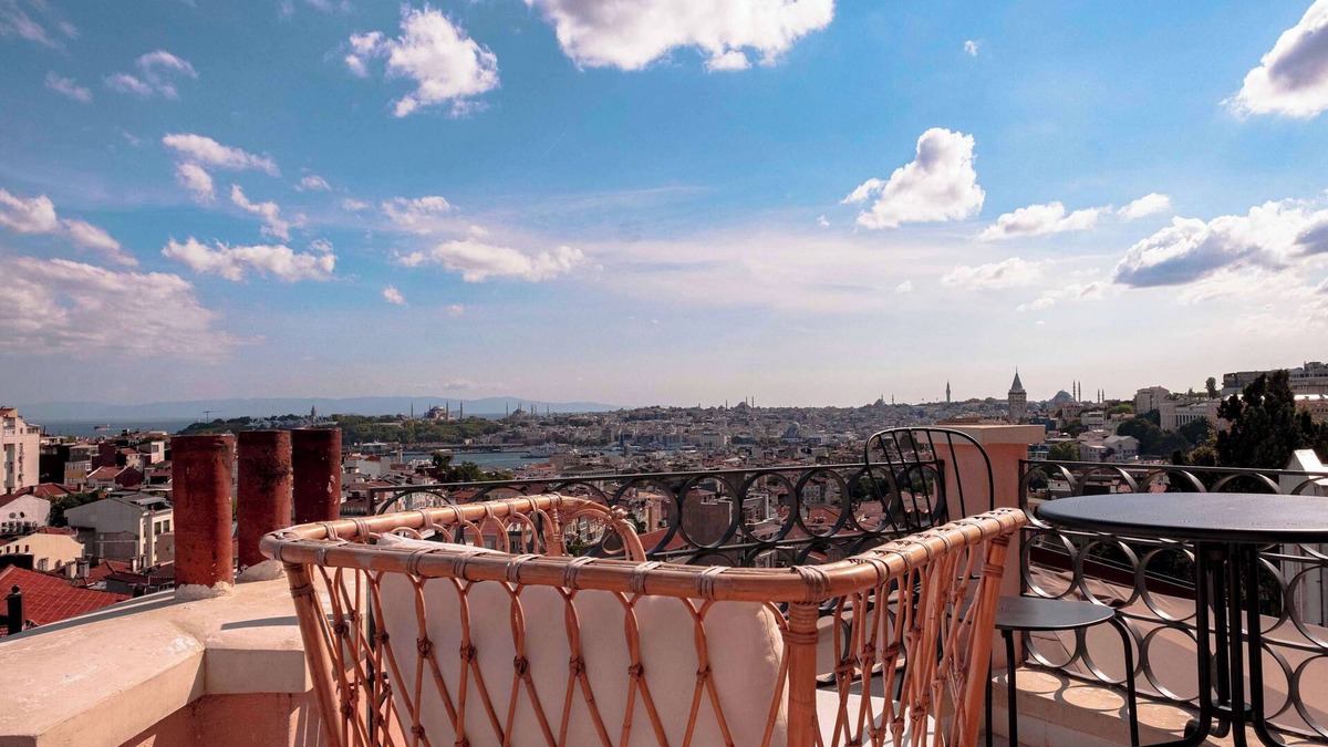 Taksim Apartment | Homie Suites | Cihangir | Penthouse w Seaview #TU7