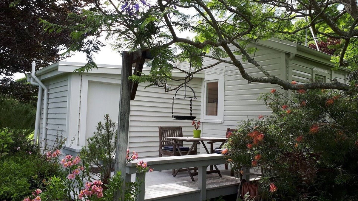 Katikati Cottage | Honey Fields Cottage, a little piece of paradise!