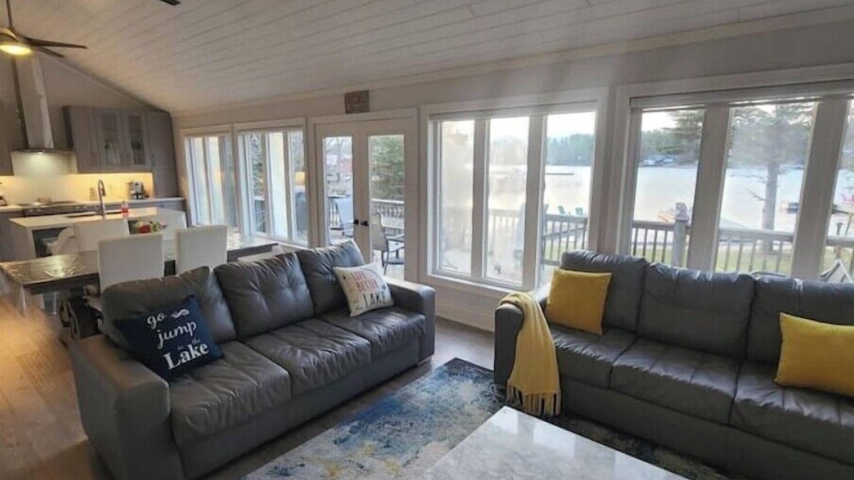 Honey Harbour Cottage | Honey Harbour Getaway