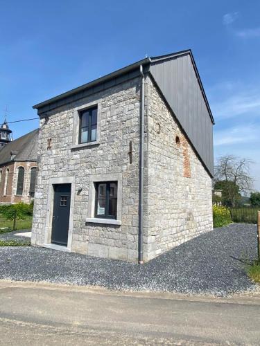 Foy-Notre-Dame House | Honey House