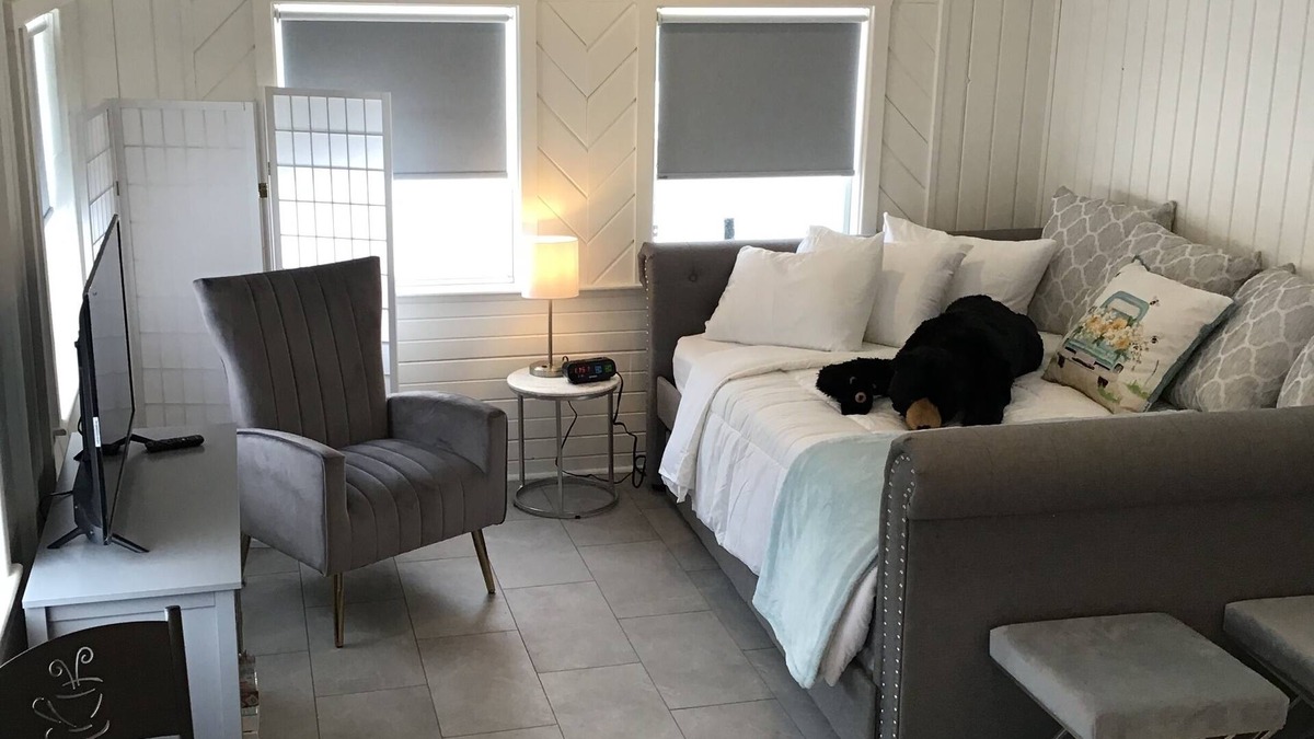 Petoskey House | Honey Suite at Bear River House