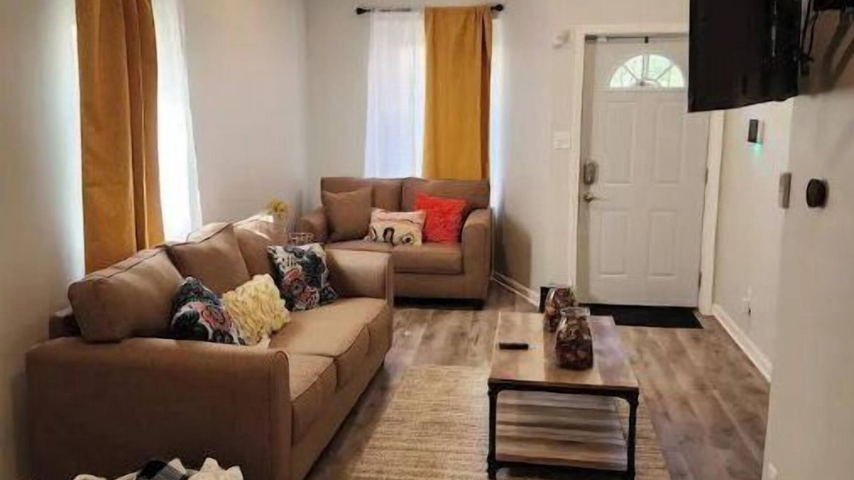 Gary House | Honeycomb Hideout w/2 bedrooms