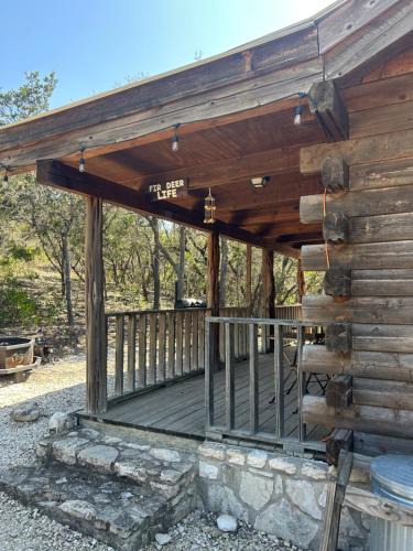 Concan House | HoneyComb Hideouts Fir Deer Life cabin