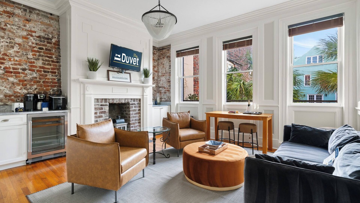 South of Broad Apartment | Honeydew | On Broad Street!
