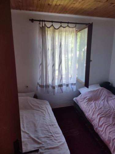 Seoci House | Honeyhouse Tjentiste, Foca