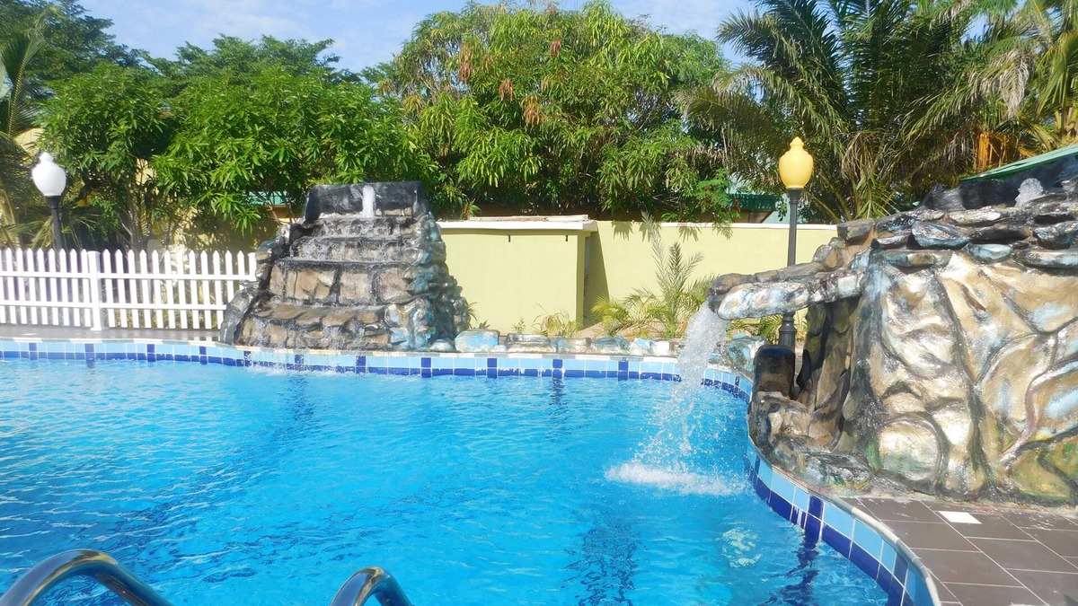 Orimedu Hotel | Honeyland Beach Resort
