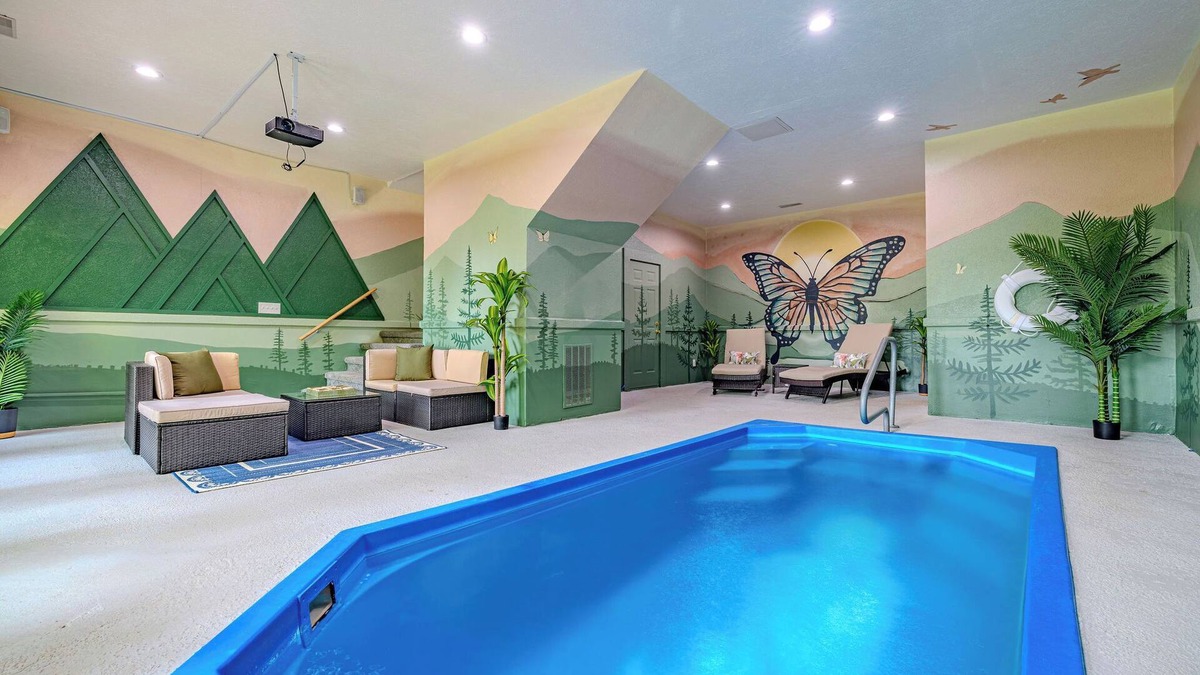 Pigeon Forge Cabin | Honeymoon Cabin with Heated Indoor Pool, Hot Tub, Arcade, Bbq