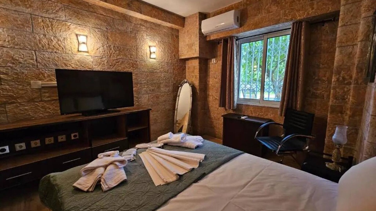Markopoulon Apartment | Honeywell Comfort Stay