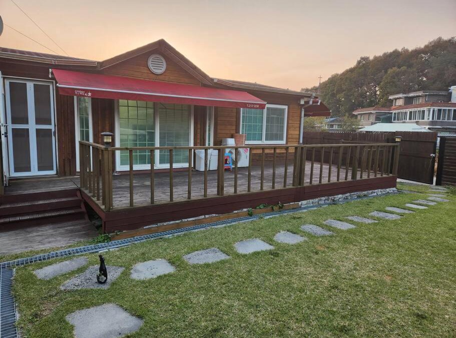 Hongcheon House | Hongcheon fence house