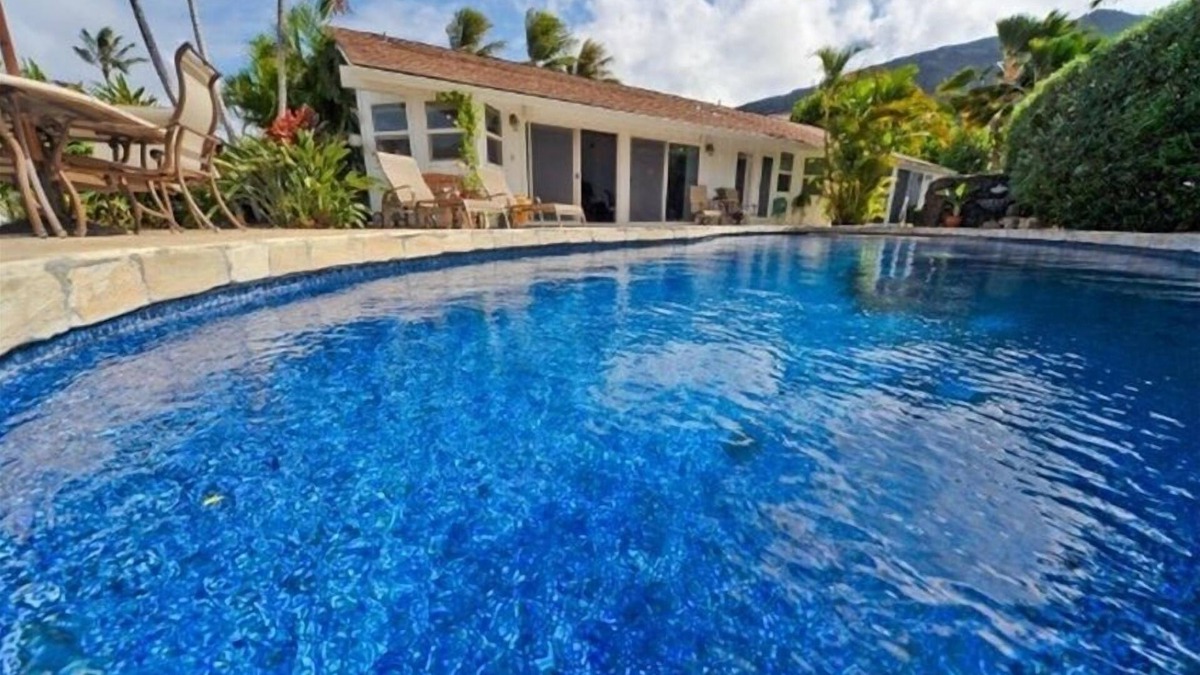 Hawaii Kai House | Honolulu Waterfront Oasis