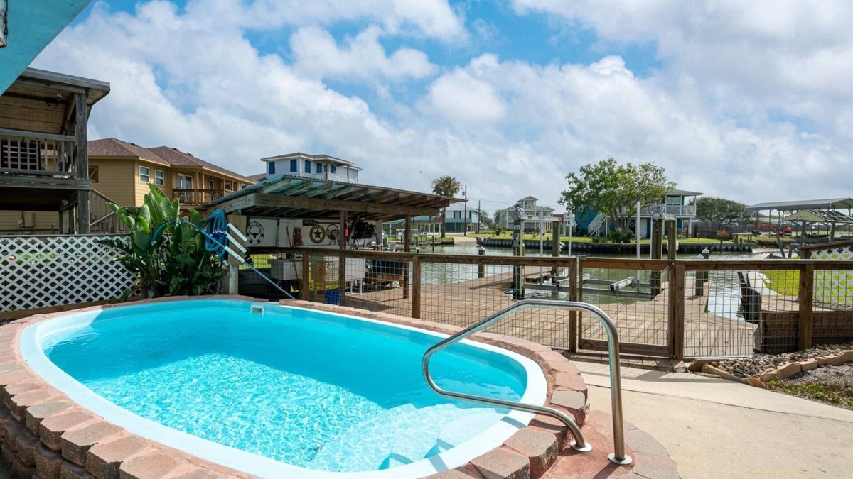 Rockport House | Hook, Wine & Sinker | Private Pool + Bay Access!
