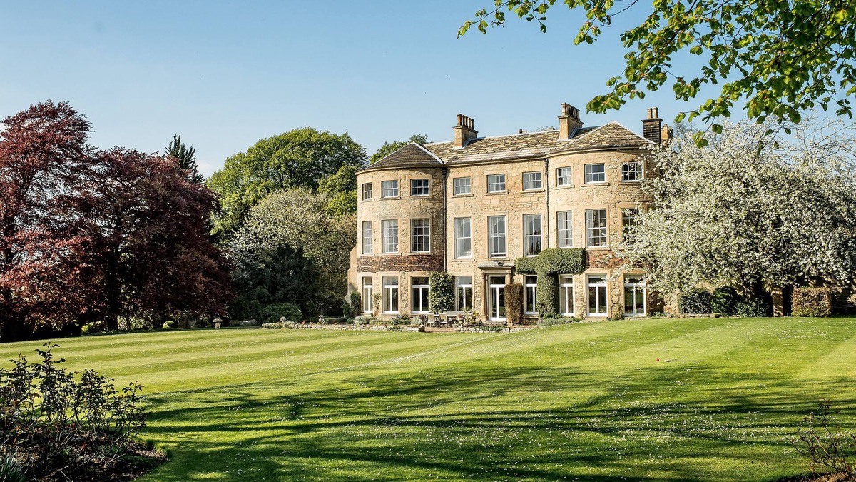 Thurnscoe Bed & Breakfast | Hooton Pagnell Hall