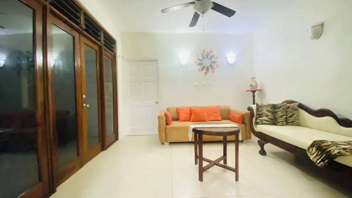Gordon Town House | Hope Gardens - UWI - UTECHnn