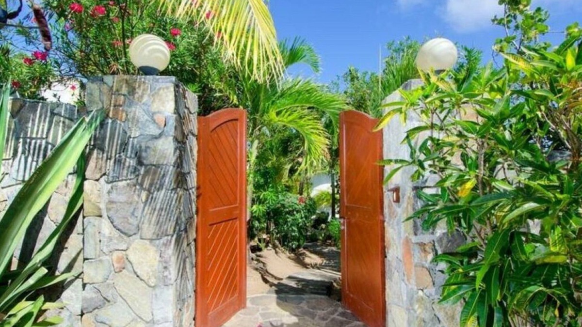 Oyster Pond Villa | Hope Villa - Romantic, Cozy private villa with pool, amazing ocean views