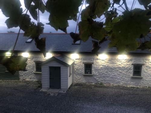Roscrea House | Hopesgate Cottage - Roscrea