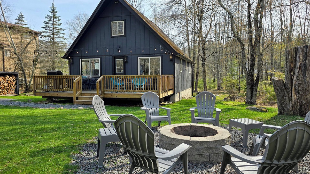Pocono Lake Ski Chalet | Hopskip Modern Chalet Firepit Gas Grill Deck Private Walk to Lake