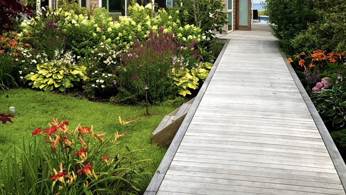 Fire Island Pines House | Horace Gifford Design - Modernist Gem on Fire Island - Pines