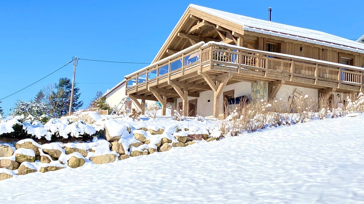 Gerardmer Ski Chalet | HORIZON 180 New luxury 4 * chalet sauna area 2/10 pers. Clevacances 3