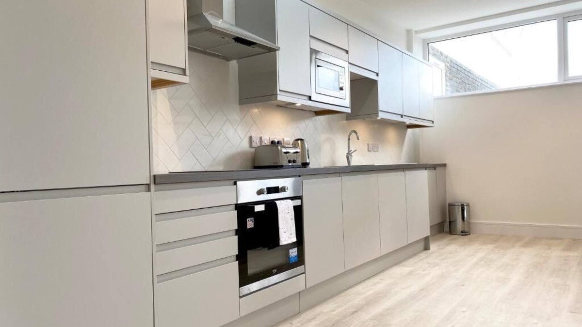 Fleet Apartment | Horizon @ Fleet Heights - Apartment Eight