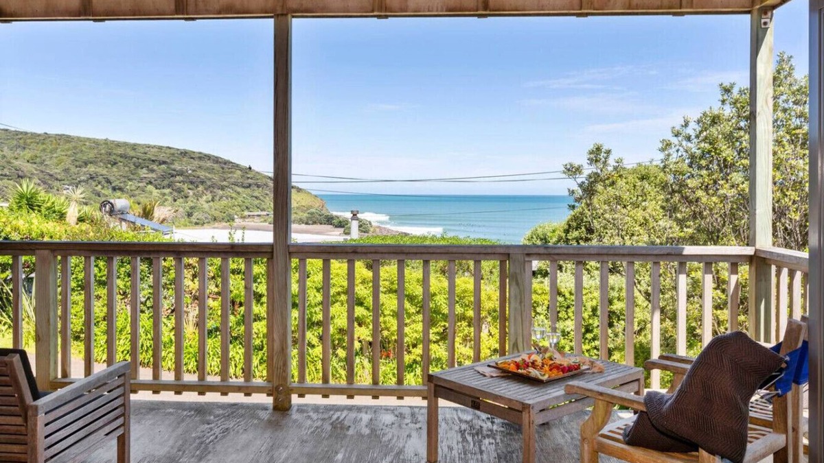Raglan Apartment | HORIZON SURF LODGE plus private spa