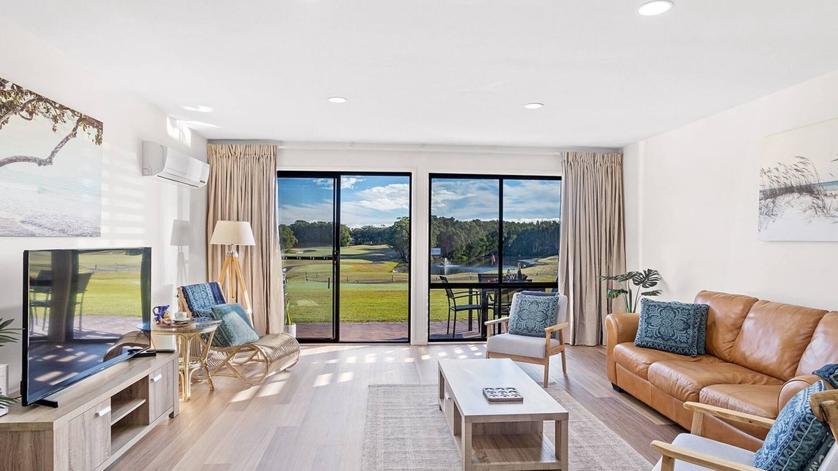 Salamander Bay House | Horizons Fairway Views Townhouse 108 - Golfers Getaway - stay right on the championship course!