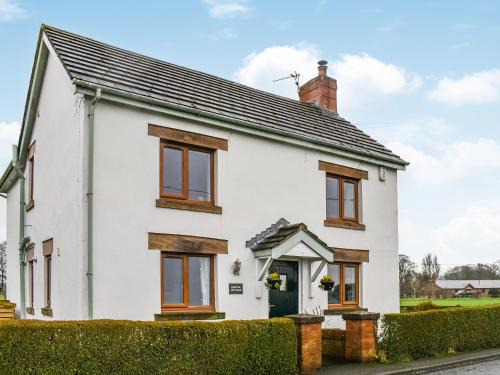 Saint Michael's on Wyre House | Hornby Cottage