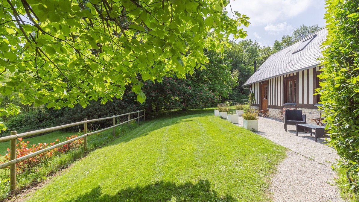 Heuland Cottage | Hortense's Small Cottage - 15min Deauville and 5min Villers s/Mer beach