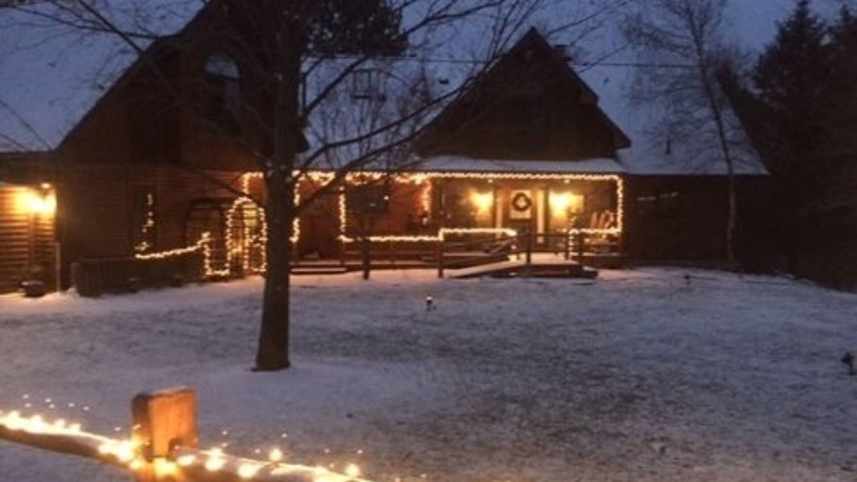 Charlevoix Bed & Breakfast | Horton Creek Inn B&B