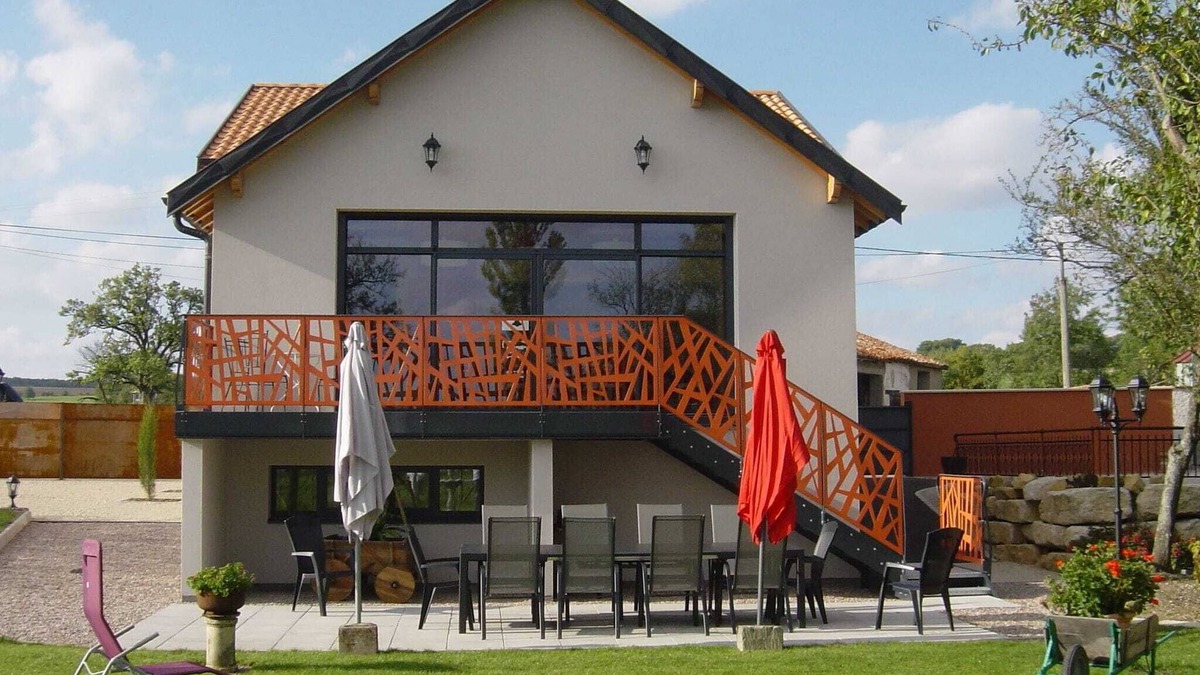 Gondrecourt-le-Chateau House | Horville Garden Retreat