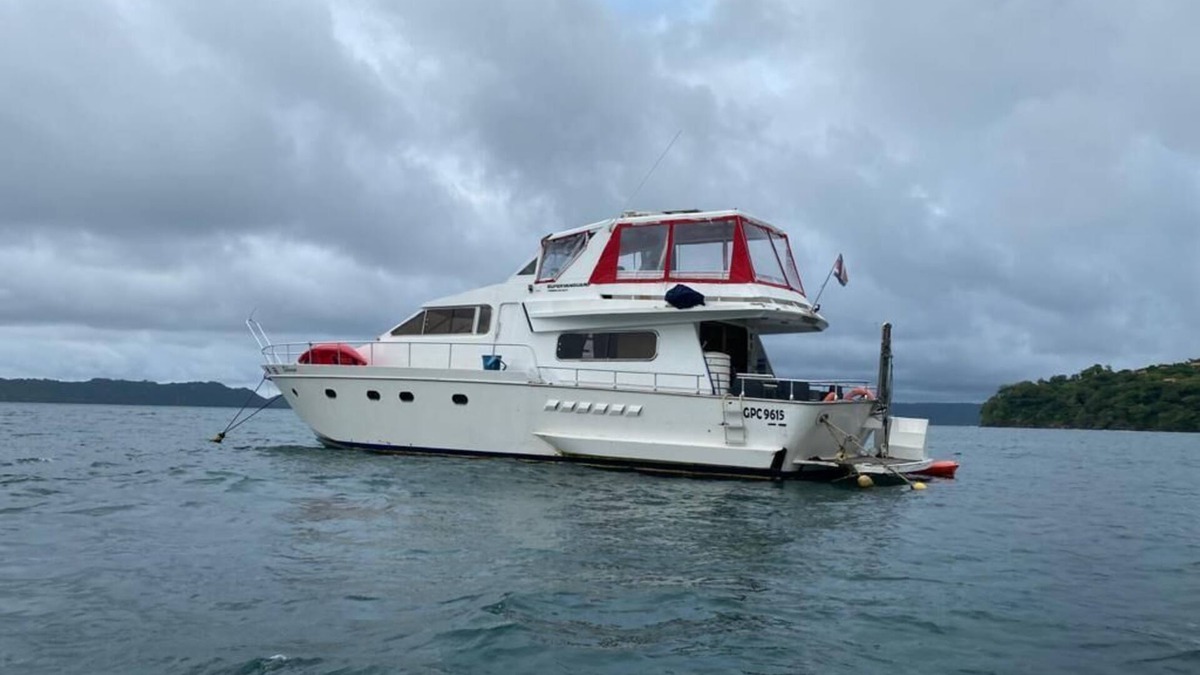 Panama Beach Boat Rental | Hospedaje en Yate privado golfo de papagayo
