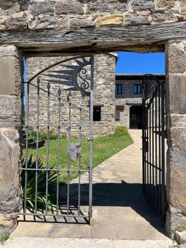 Urraul Alto Hotel | Hospedería SANTA FE