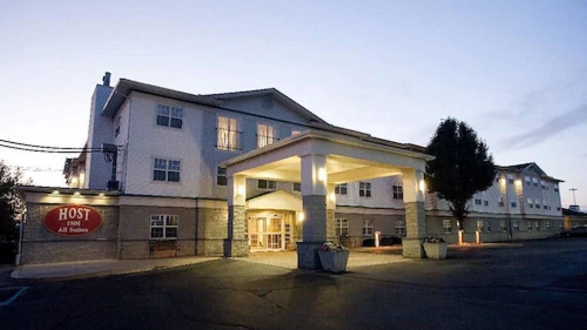 Wilkes-Barre Hotel | Host Inn All Suites