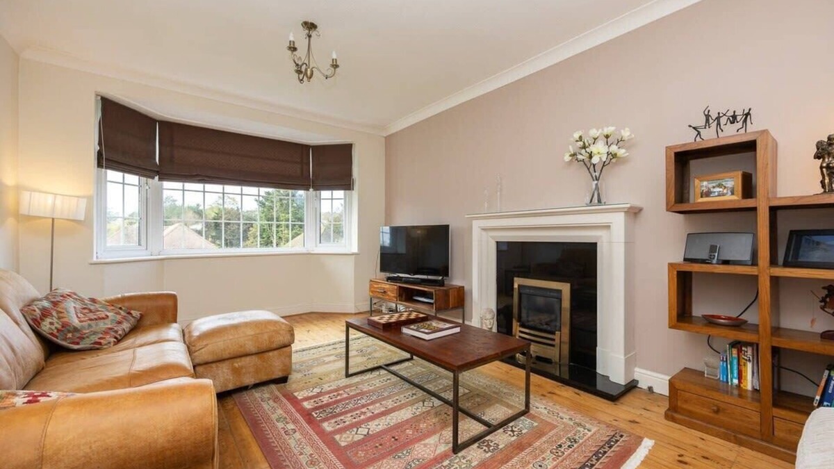 Woodingdean House | Host & Stay | Downs Valley House
