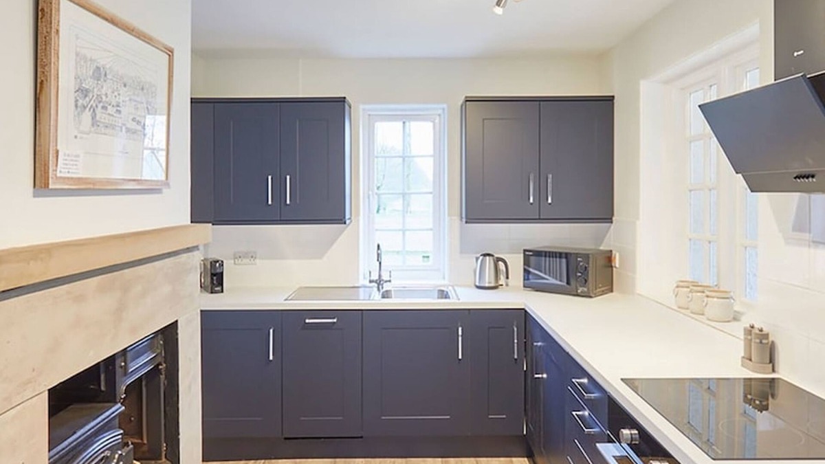 Helperby House | Host Stay Gardeners Cottage