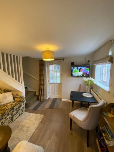 Sherington House | Host & Stay - Old Chapel
