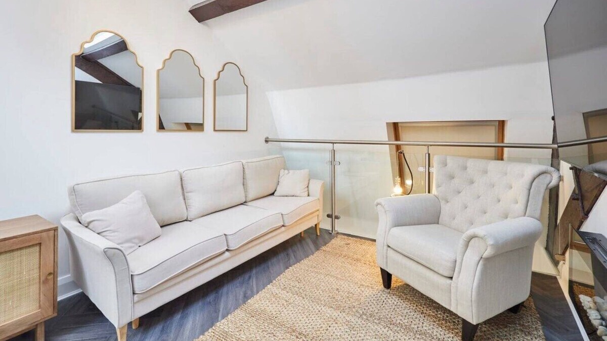 St George's Quarter Apartment | Host & Stay | Queen Square Hideaway