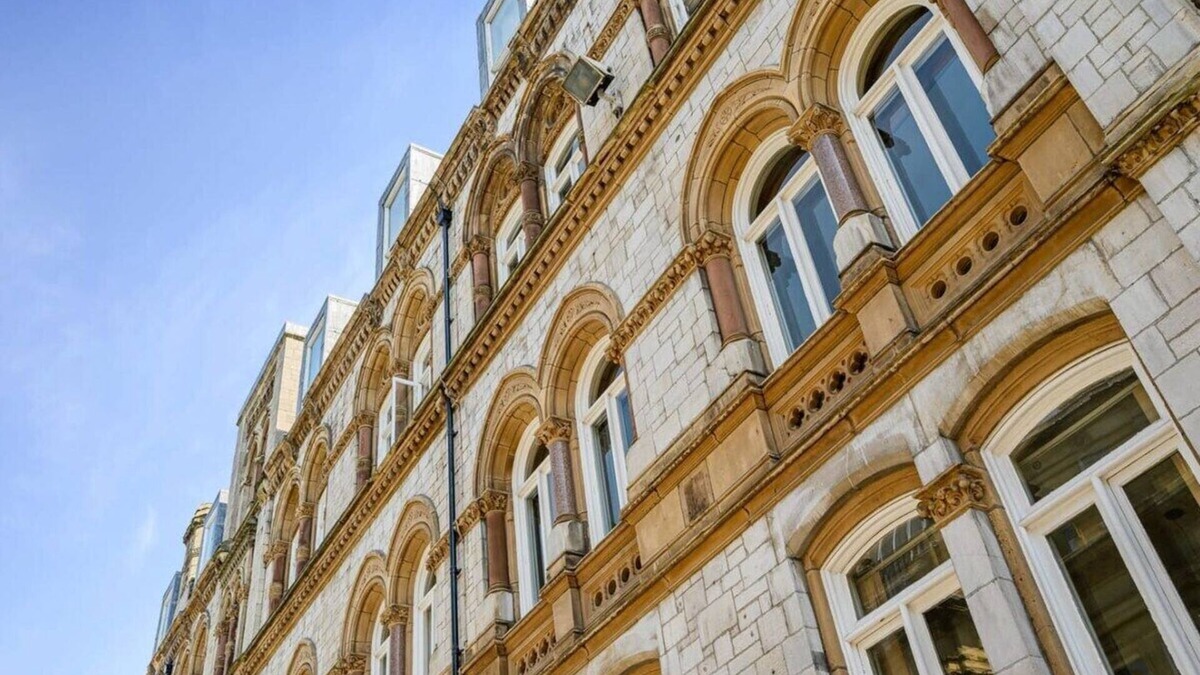 St George's Quarter Apartment | Host & Stay | Queen Square Apartment