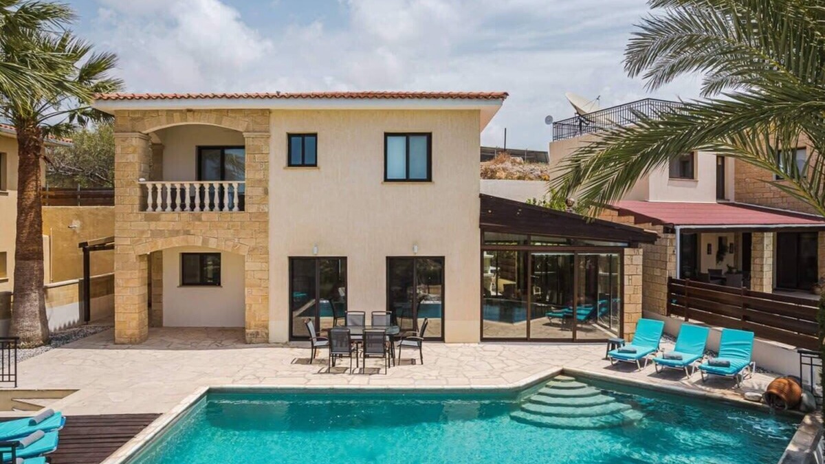 Kouklia Villa | Host & Stay | Sunset Villa