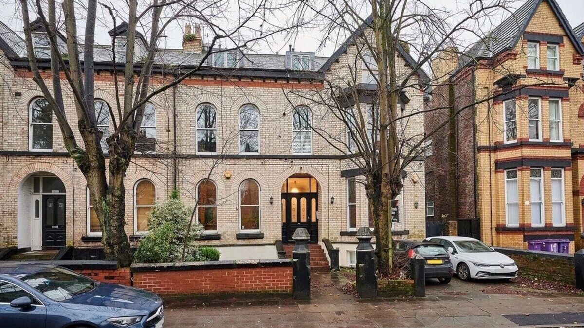 Sefton Park Apartment | Host & Stay | The Ivanhoe Retreat