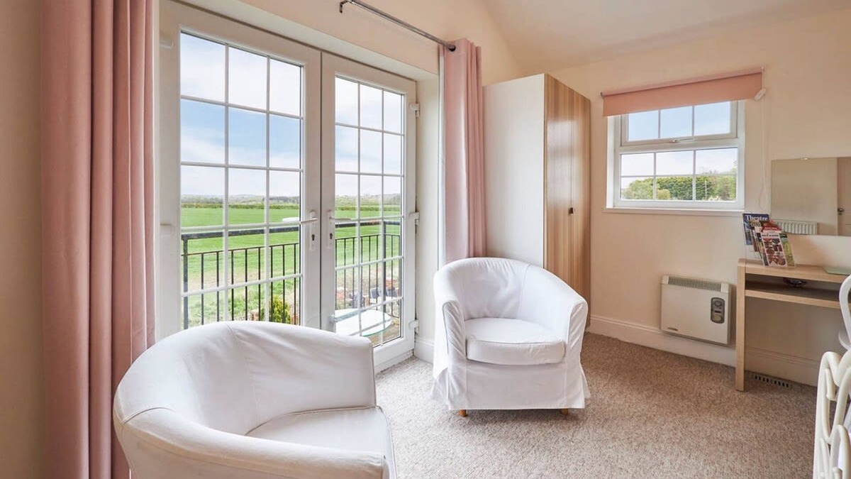 Bedlington Apartment | Host Stay The Paddock