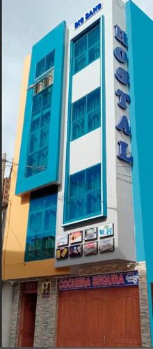 Andres Avelino Caceres Dorregaray House | Hostal Big Bang