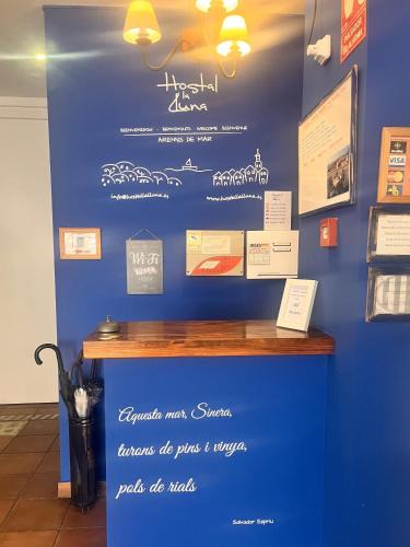 Arenys de Mar House | Hostal La Lluna