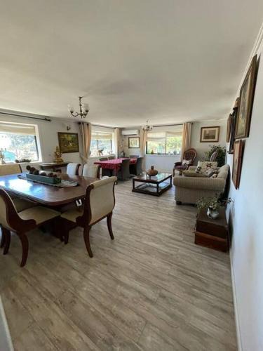 Constitucion House | Hostal Nomade